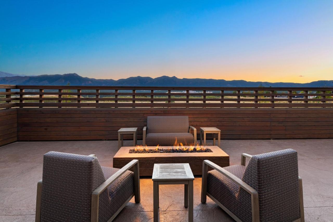 Courtyard By Marriott Colorado Springs North, Air Force Academy Hotel Exterior foto
